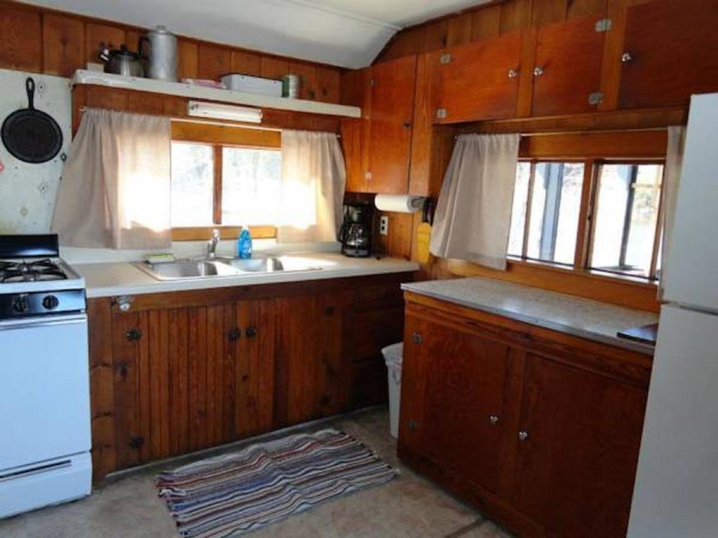 Gray Ghost Camps Hotel Rockwood Екстериор снимка
